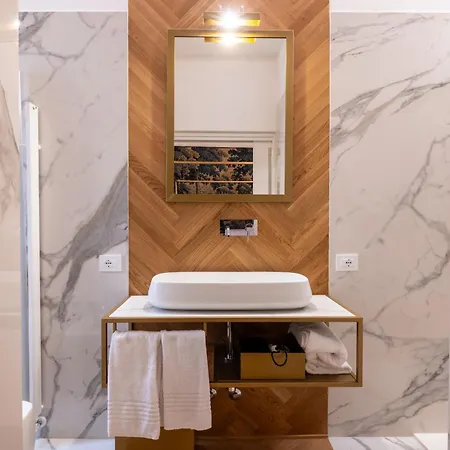 Scipioni 235 Luxury بيت ضيافة